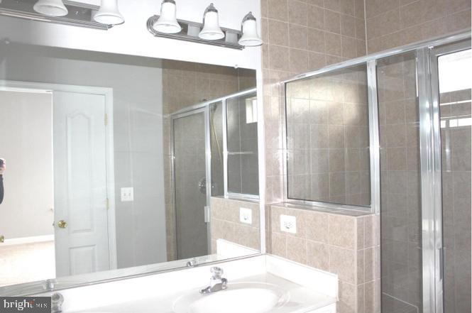 710 Redgate Ln Property Photo 7