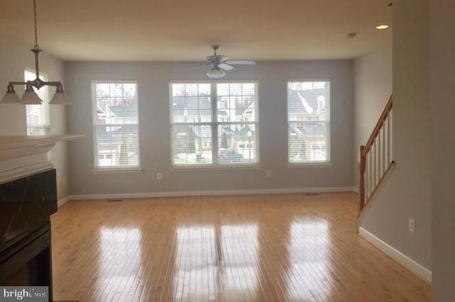 710 Redgate Ln Property Photo 8