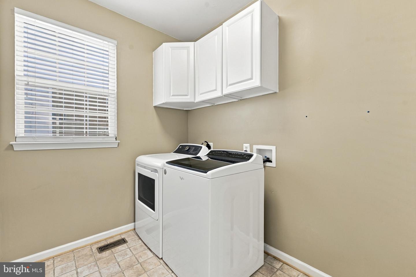 8368 Tenbrook Dr Property Photo 15