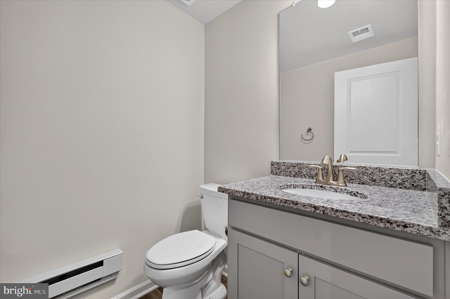 1368 Rail Stop Dr Property Photo 8