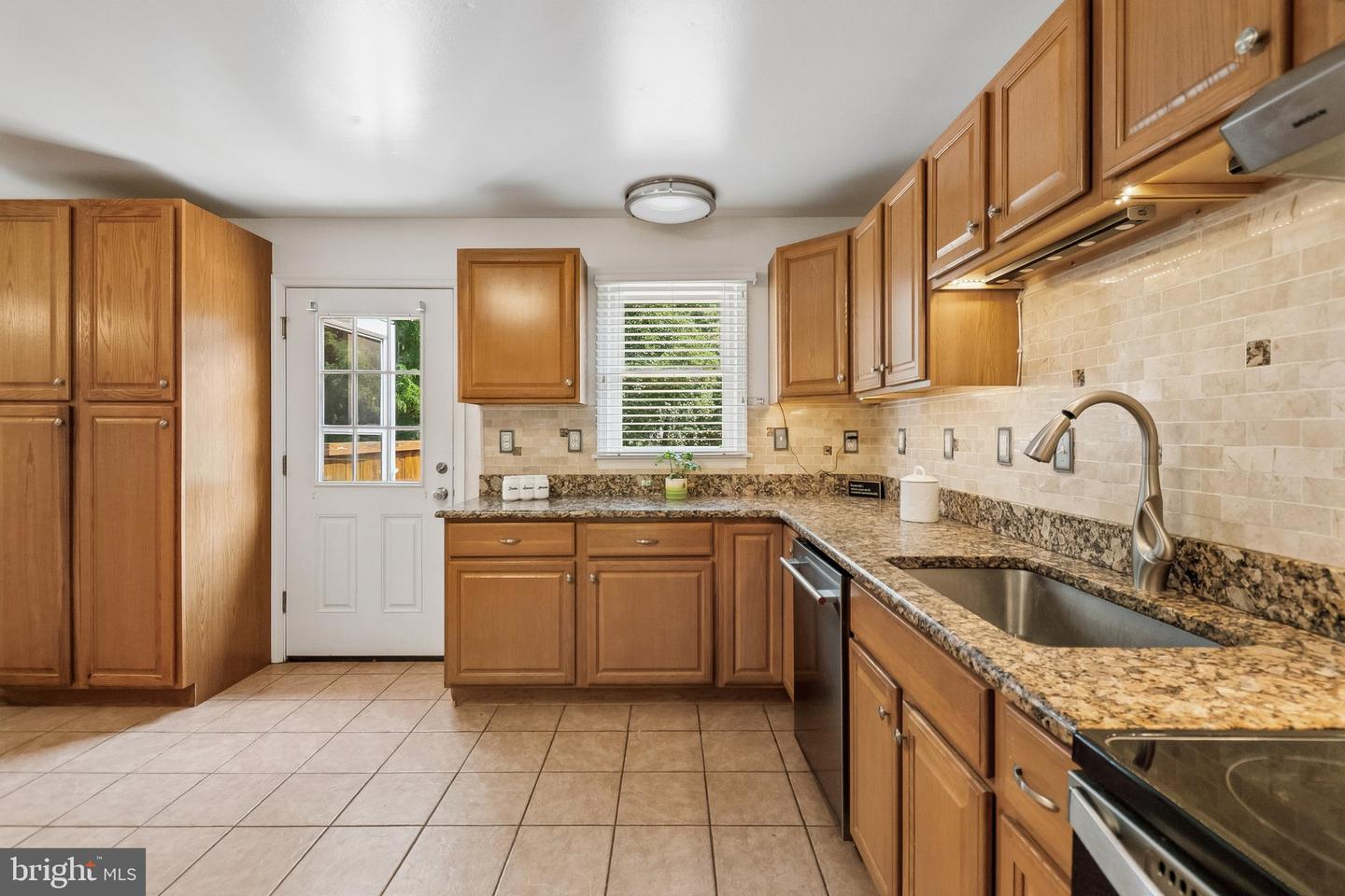 4503 Jennifer Ln Property Photo 8
