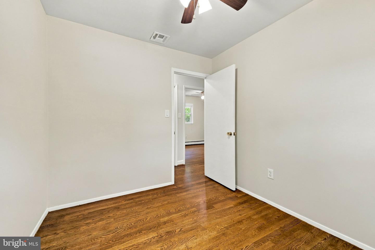 9710 Damascus Dr Property Photo 22