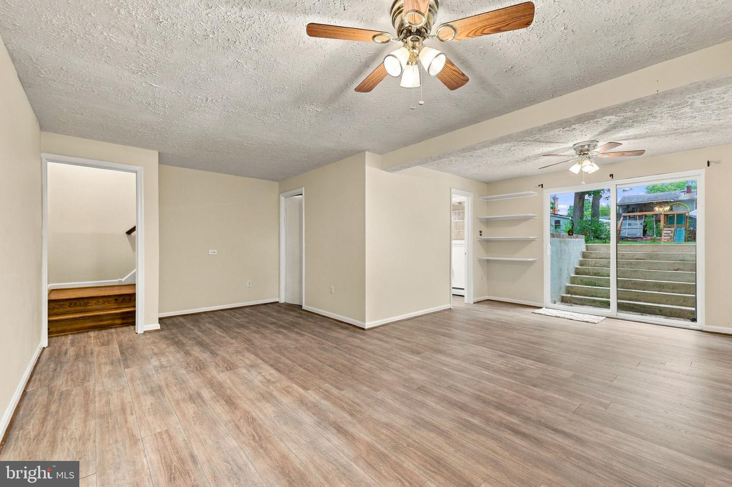 9710 Damascus Dr Property Photo 27