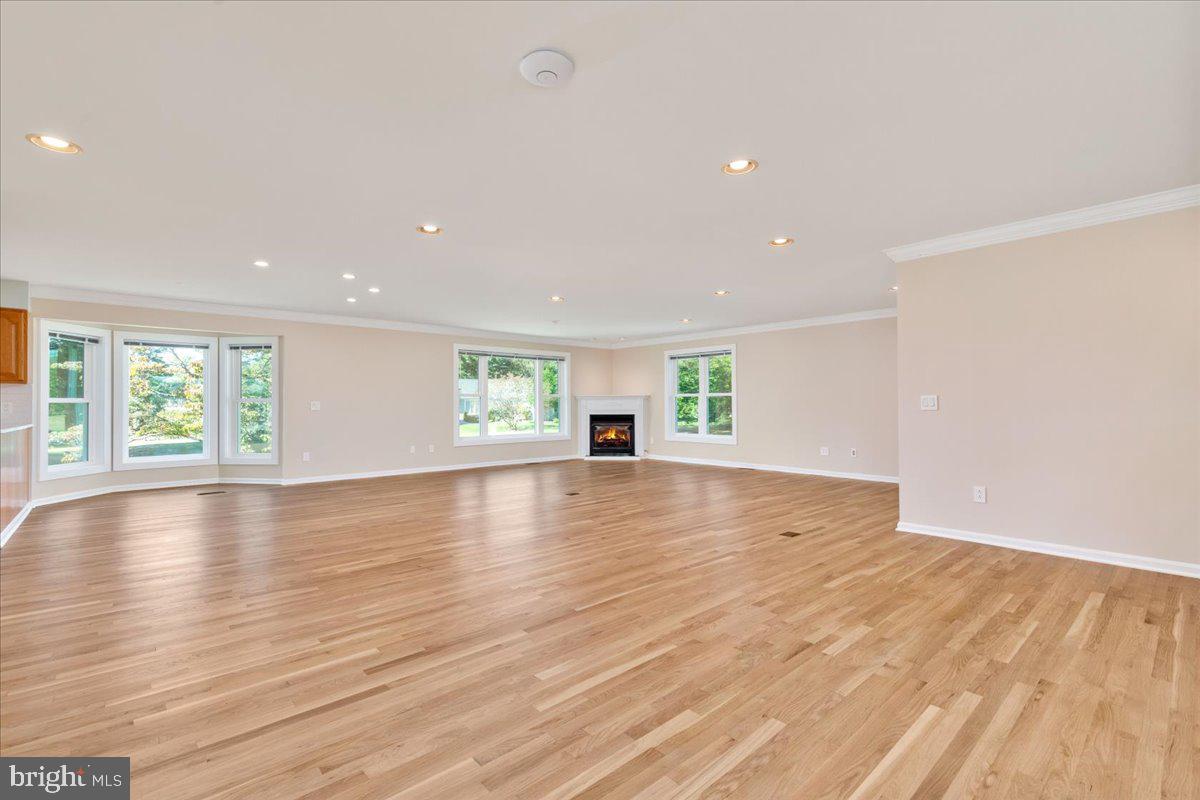 4703 Angus Dr Property Photo 8