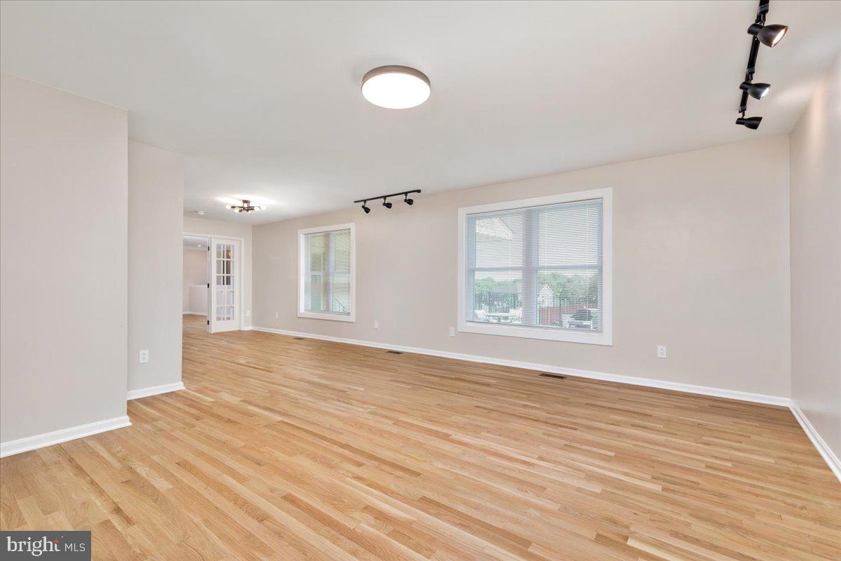 4703 Angus Dr Property Photo 18