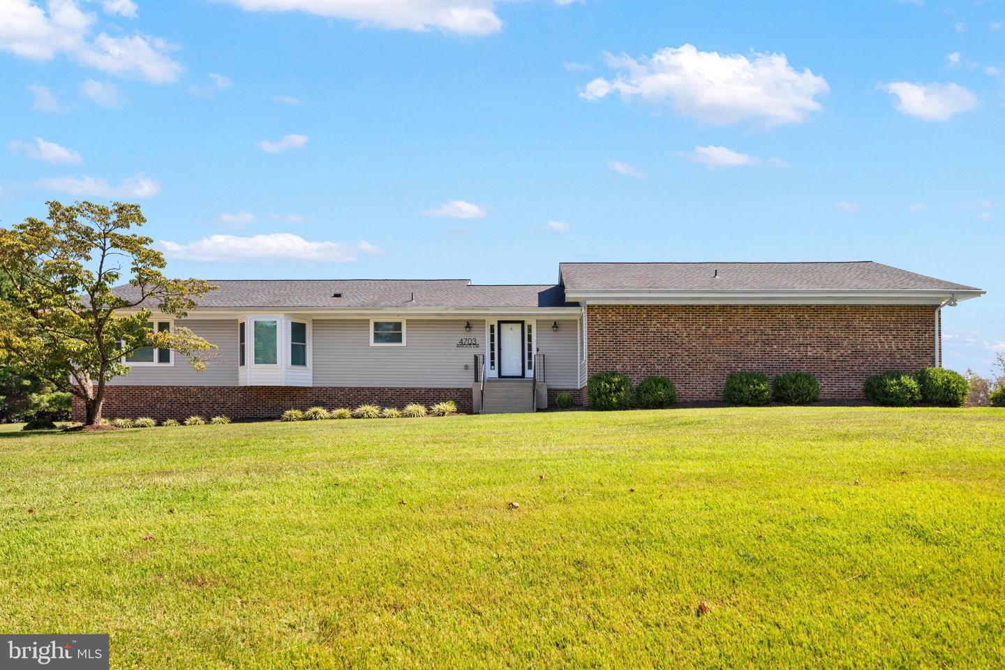 4703 Angus Dr Property Photo 24