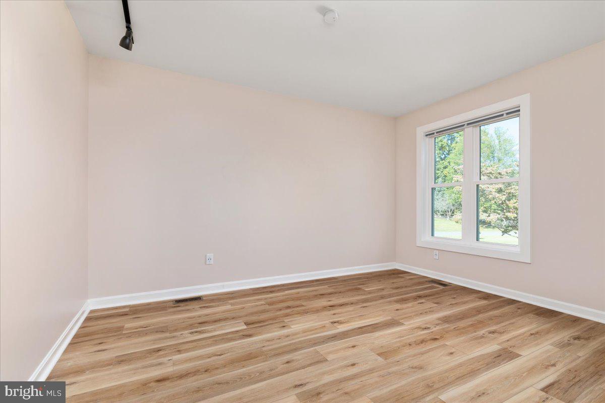 4703 Angus Dr Property Photo 31