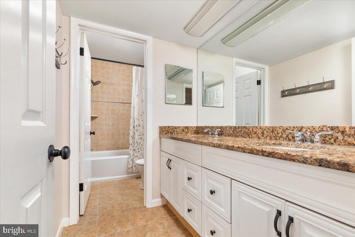 4703 Angus Dr Property Photo 33