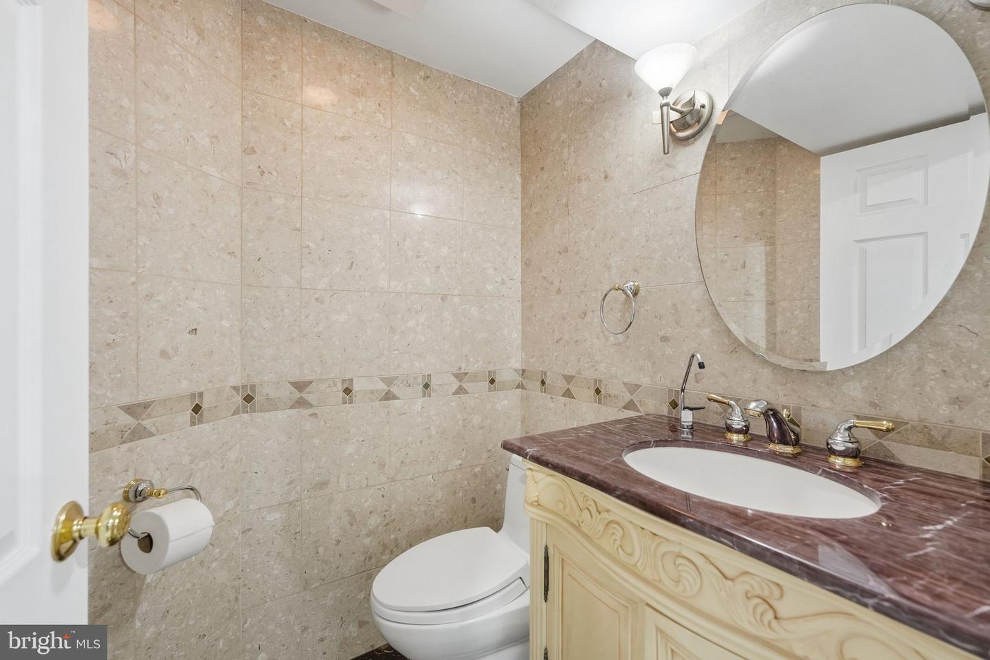 8411 Leland Rd Property Photo 41
