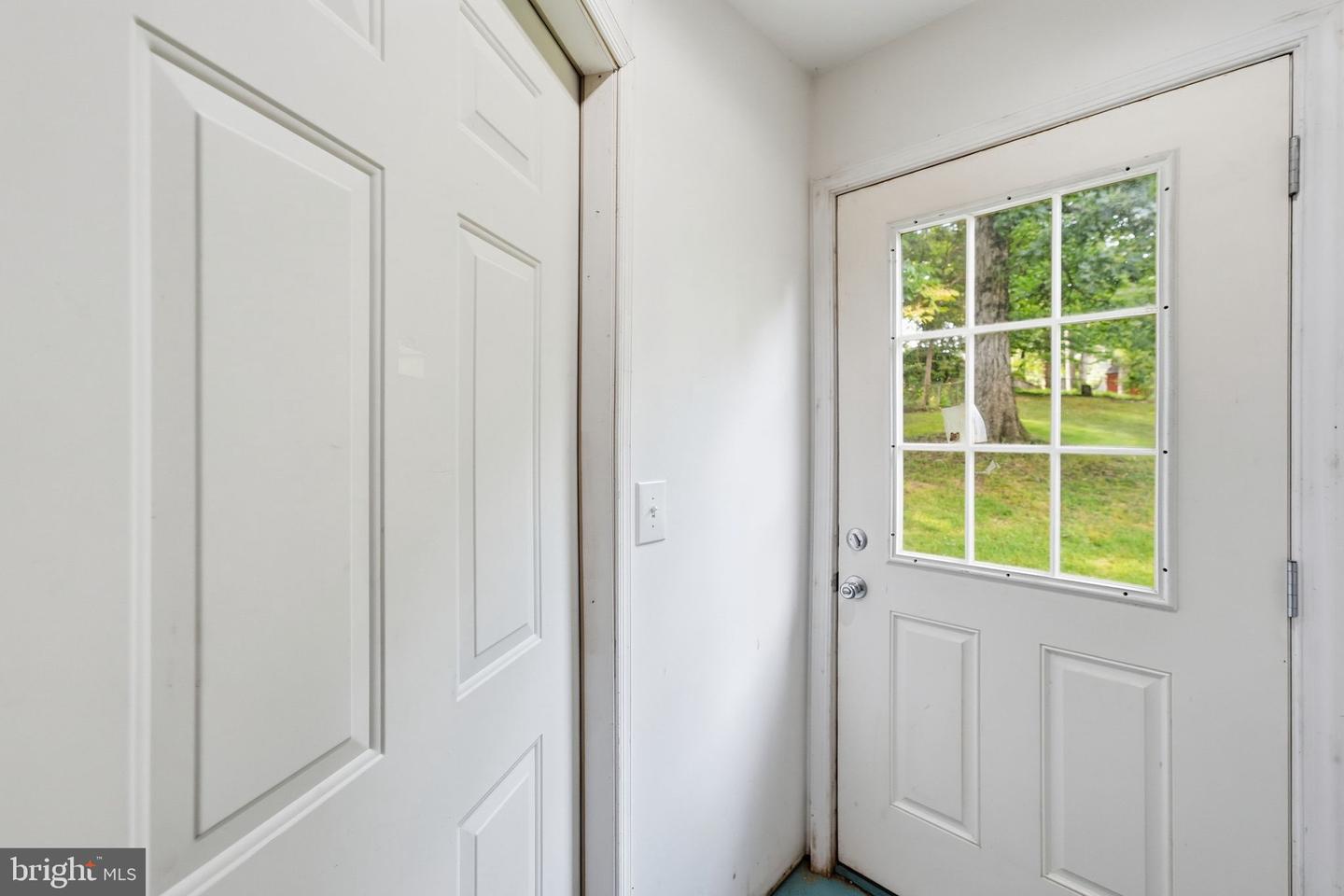 8411 Leland Rd Property Photo 44