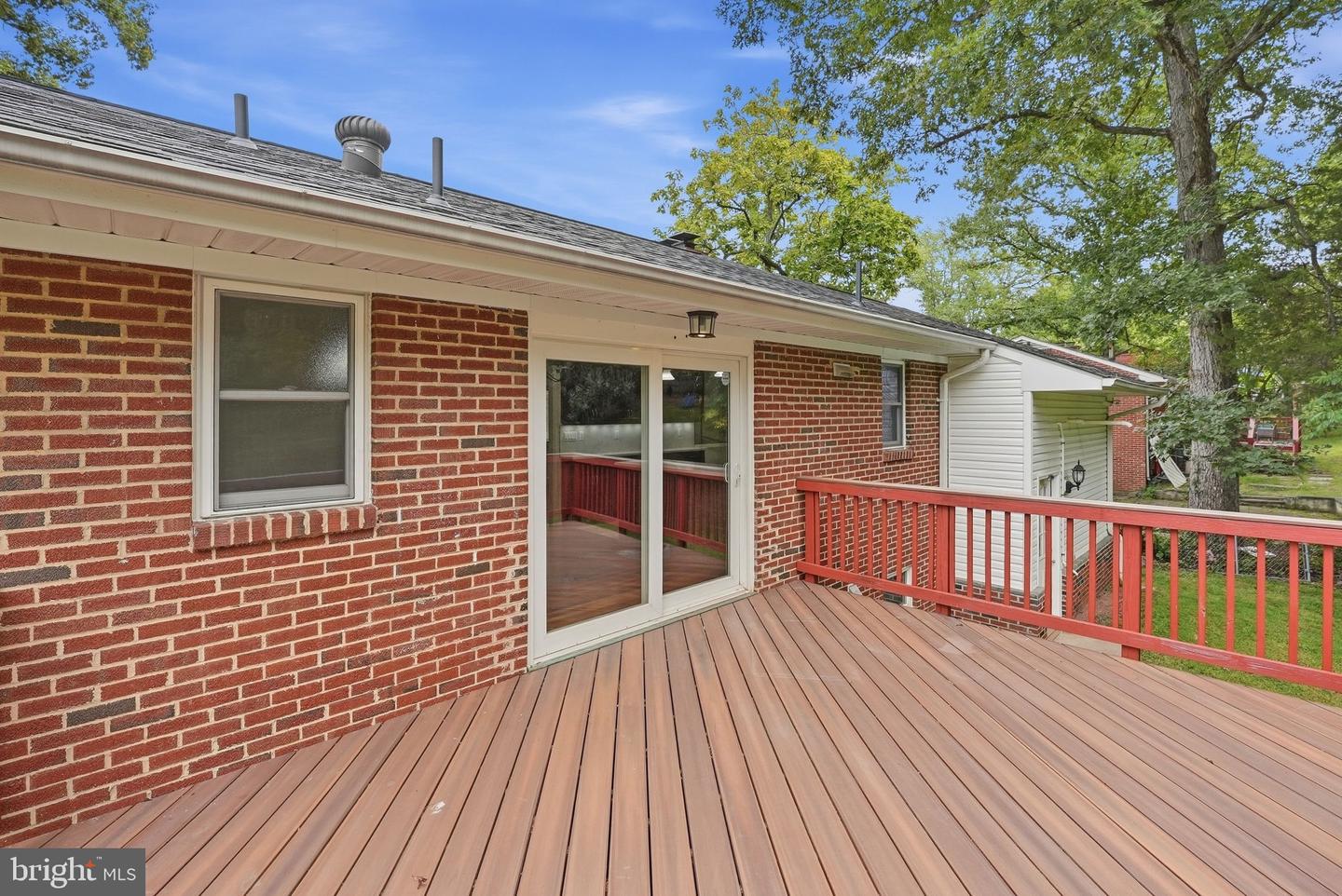 8411 Leland Rd Property Photo 46