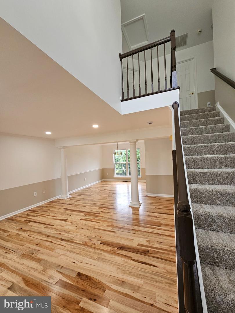 13116 Queensdale Dr Property Photo 10