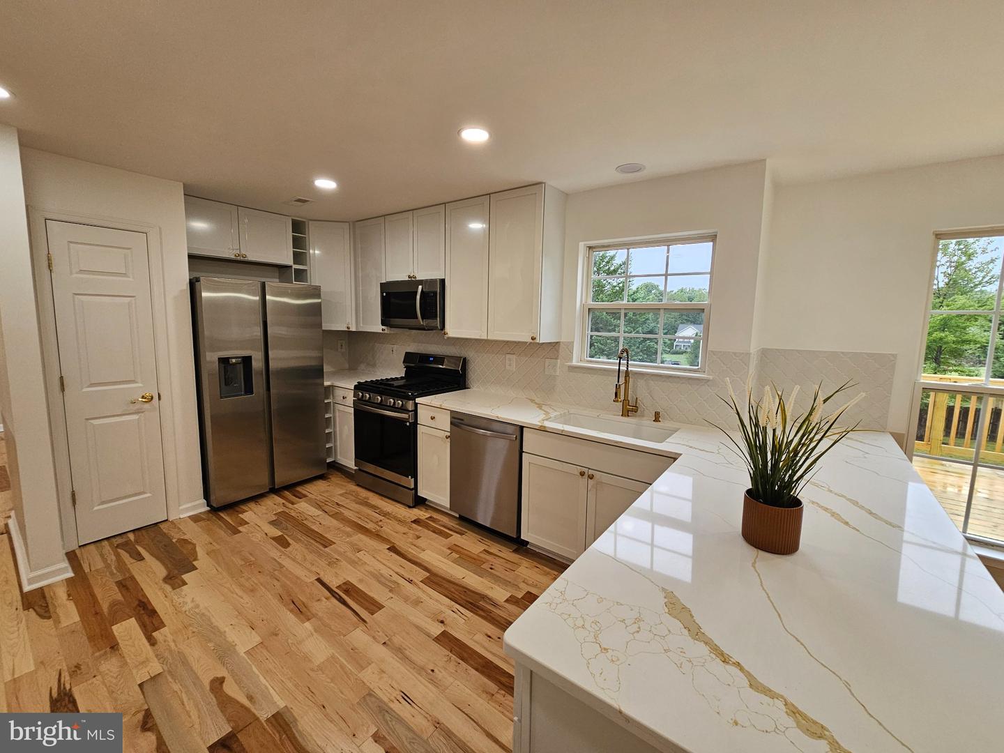 13116 Queensdale Dr Property Photo 18
