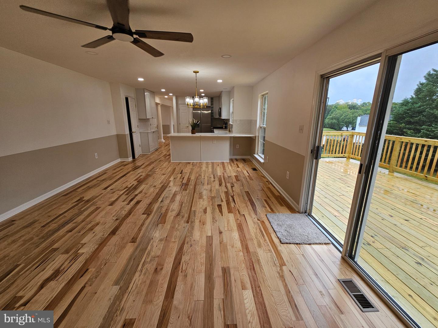 13116 Queensdale Dr Property Photo 48