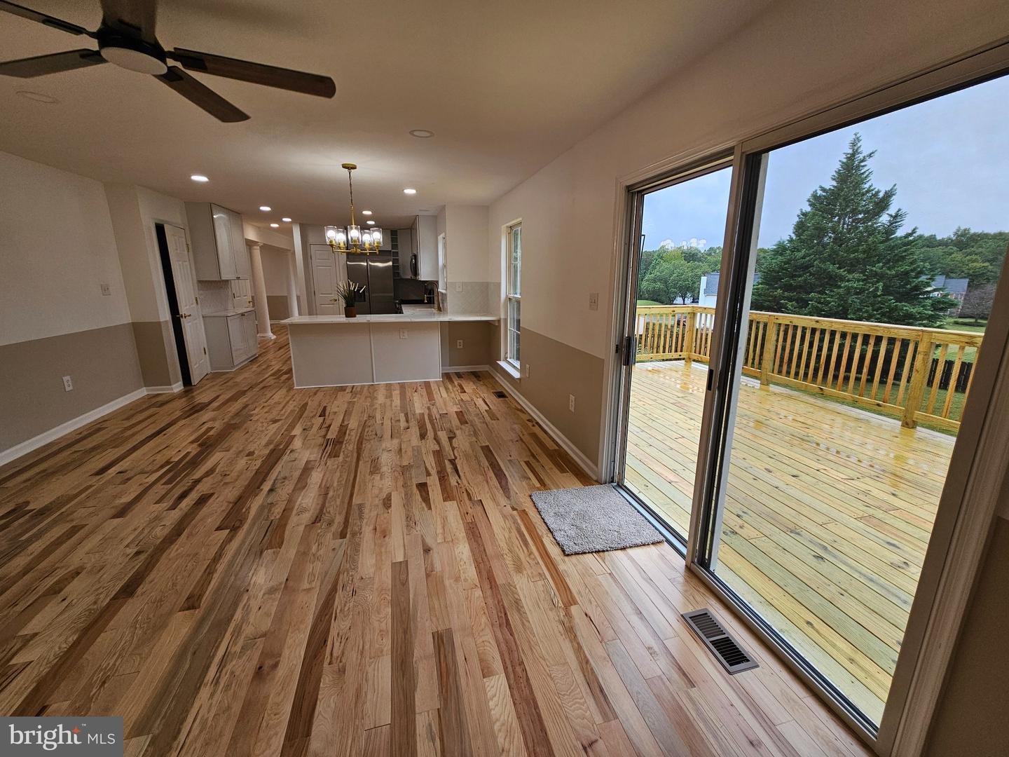 13116 Queensdale Dr Property Photo 49