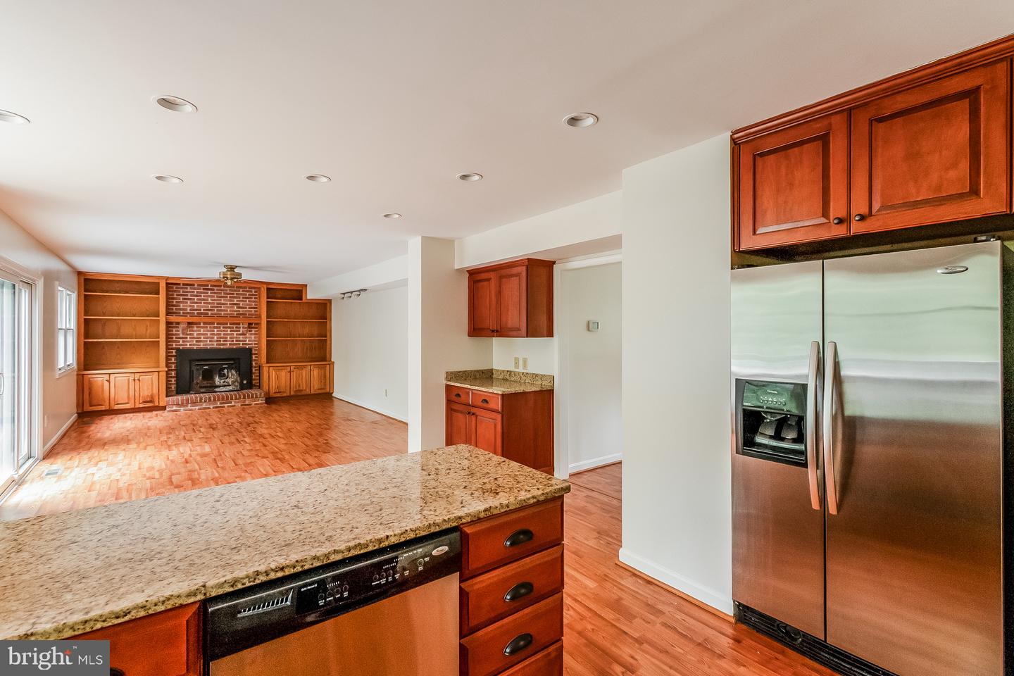 15074 Barkwood Dr Property Photo 8