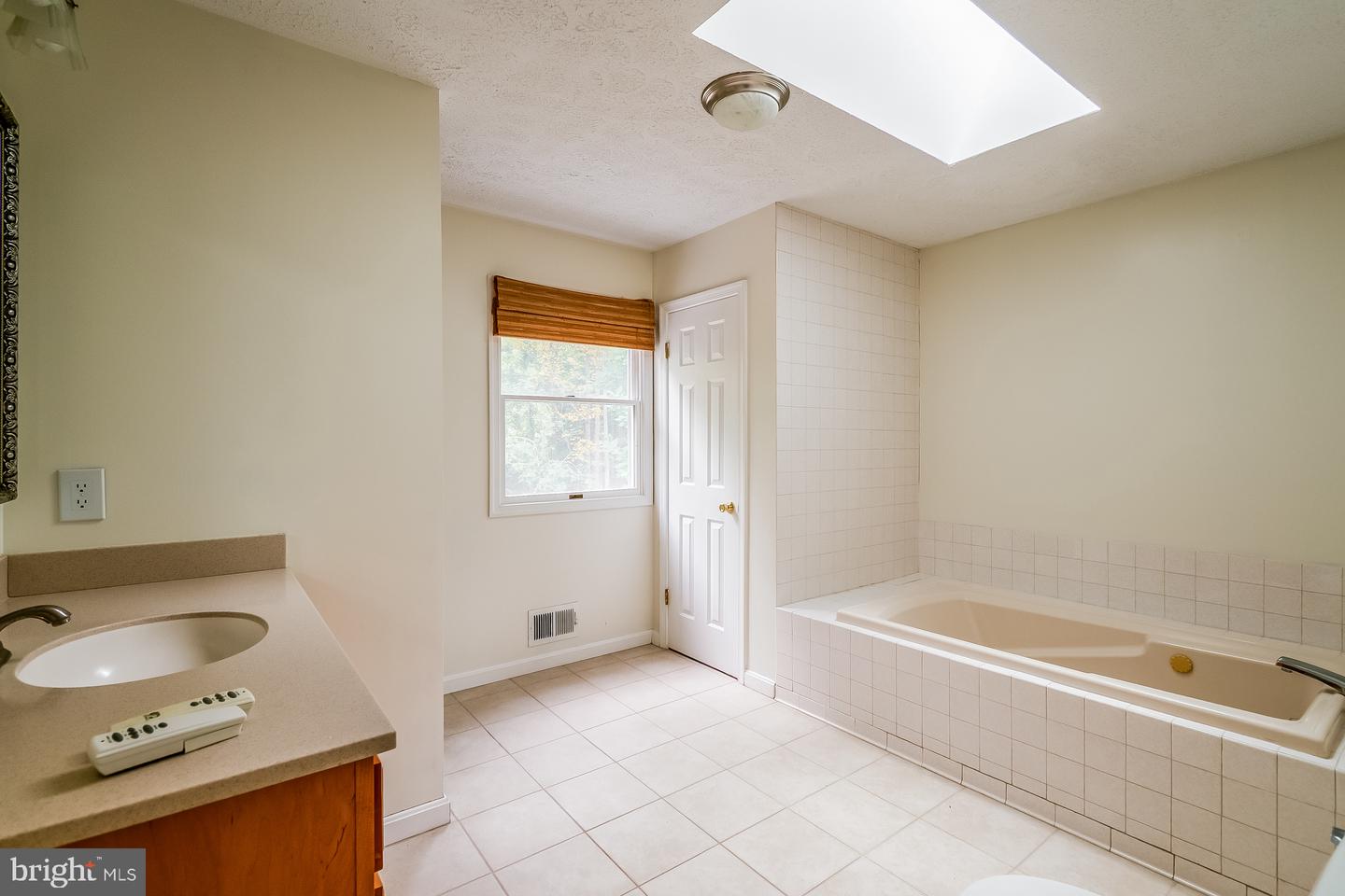 15074 Barkwood Dr Property Photo 11