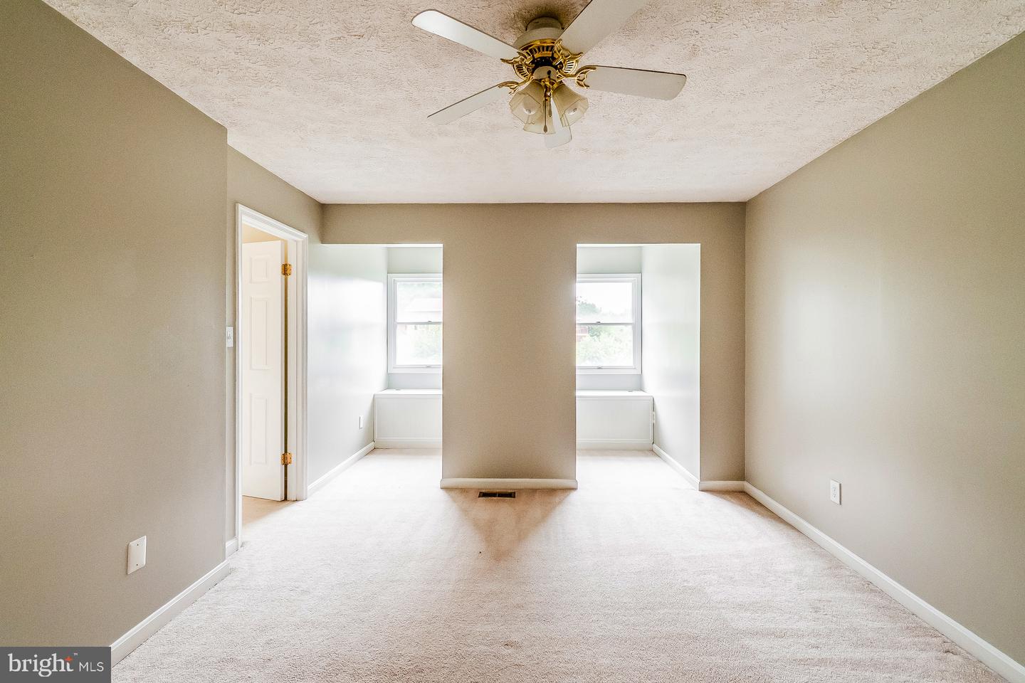 15074 Barkwood Dr Property Photo 15