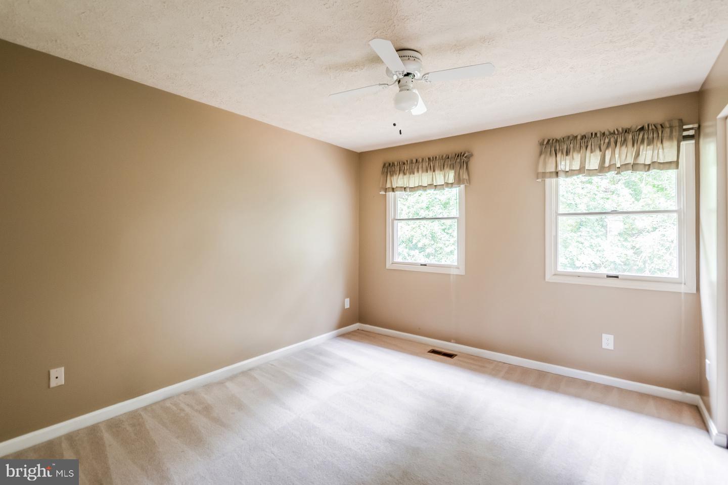 15074 Barkwood Dr Property Photo 16