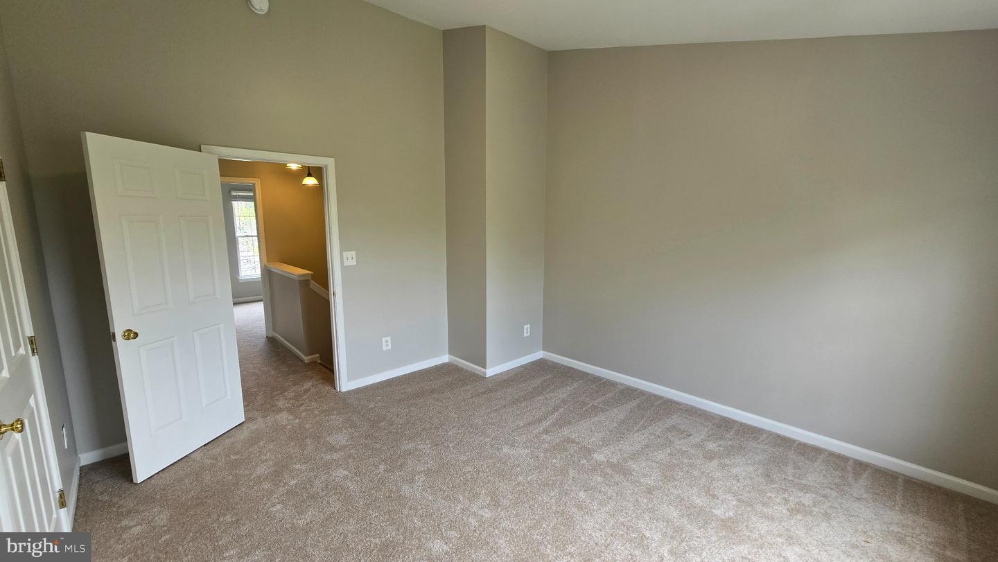 7044 Rogue Ln Property Photo 10