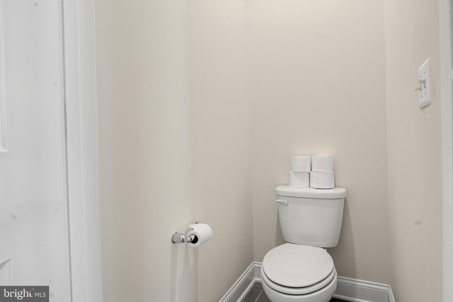 VAPW2131032 Property Photo 17
