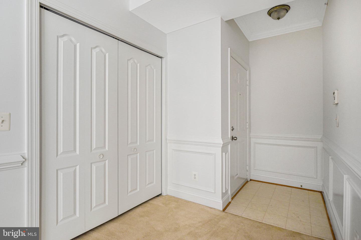 10604 Provincial Dr #203 Property Photo 8