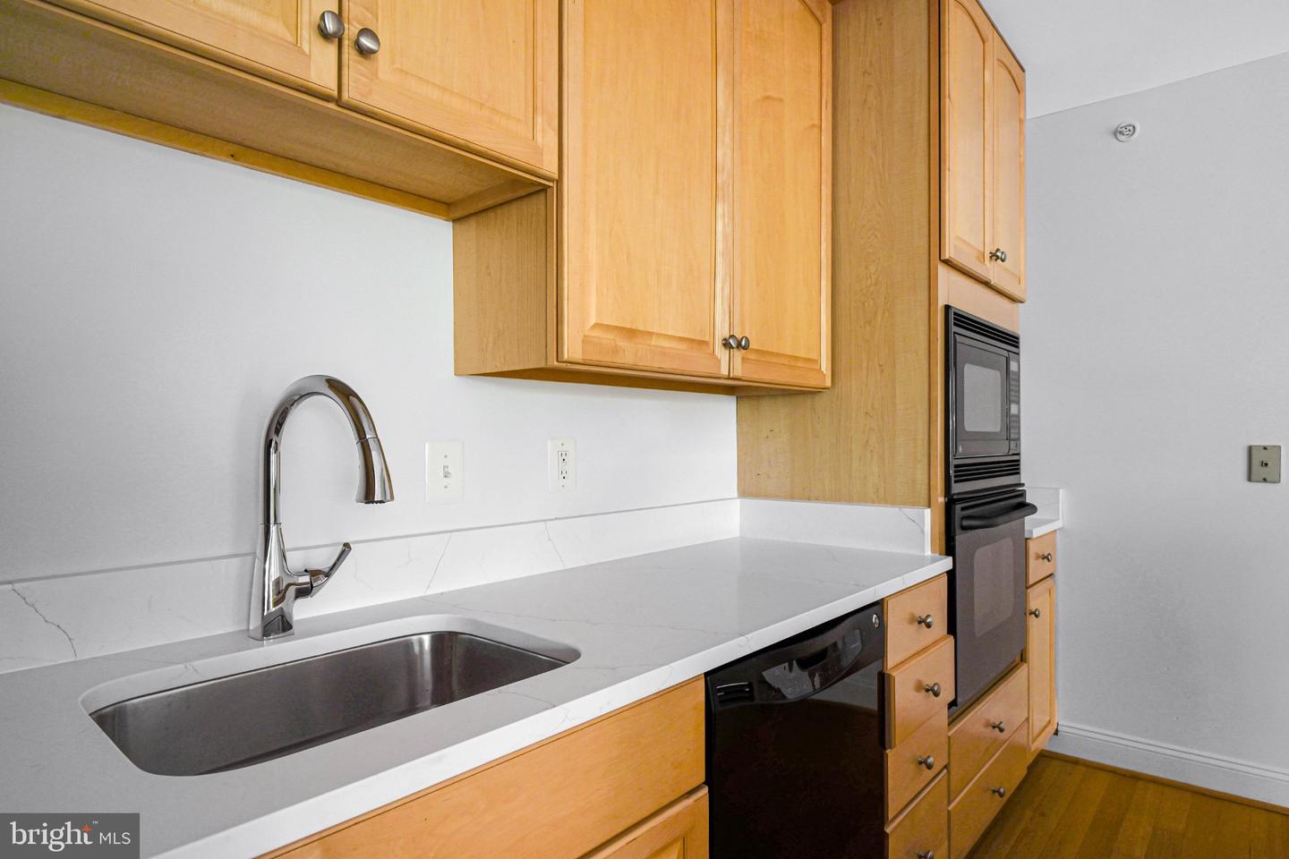 10604 Provincial Dr #203 Property Photo 12