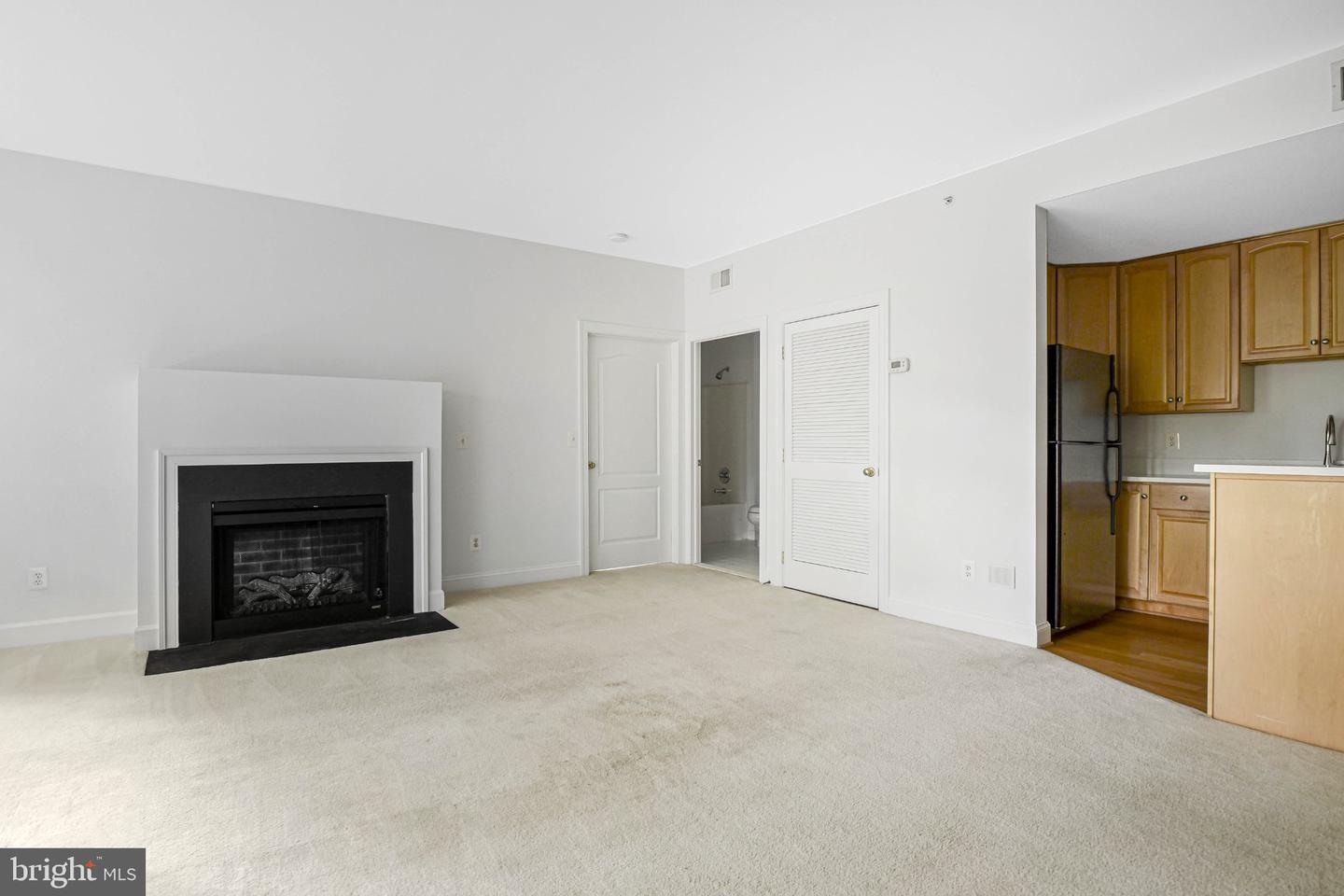10604 Provincial Dr #203 Property Photo 16