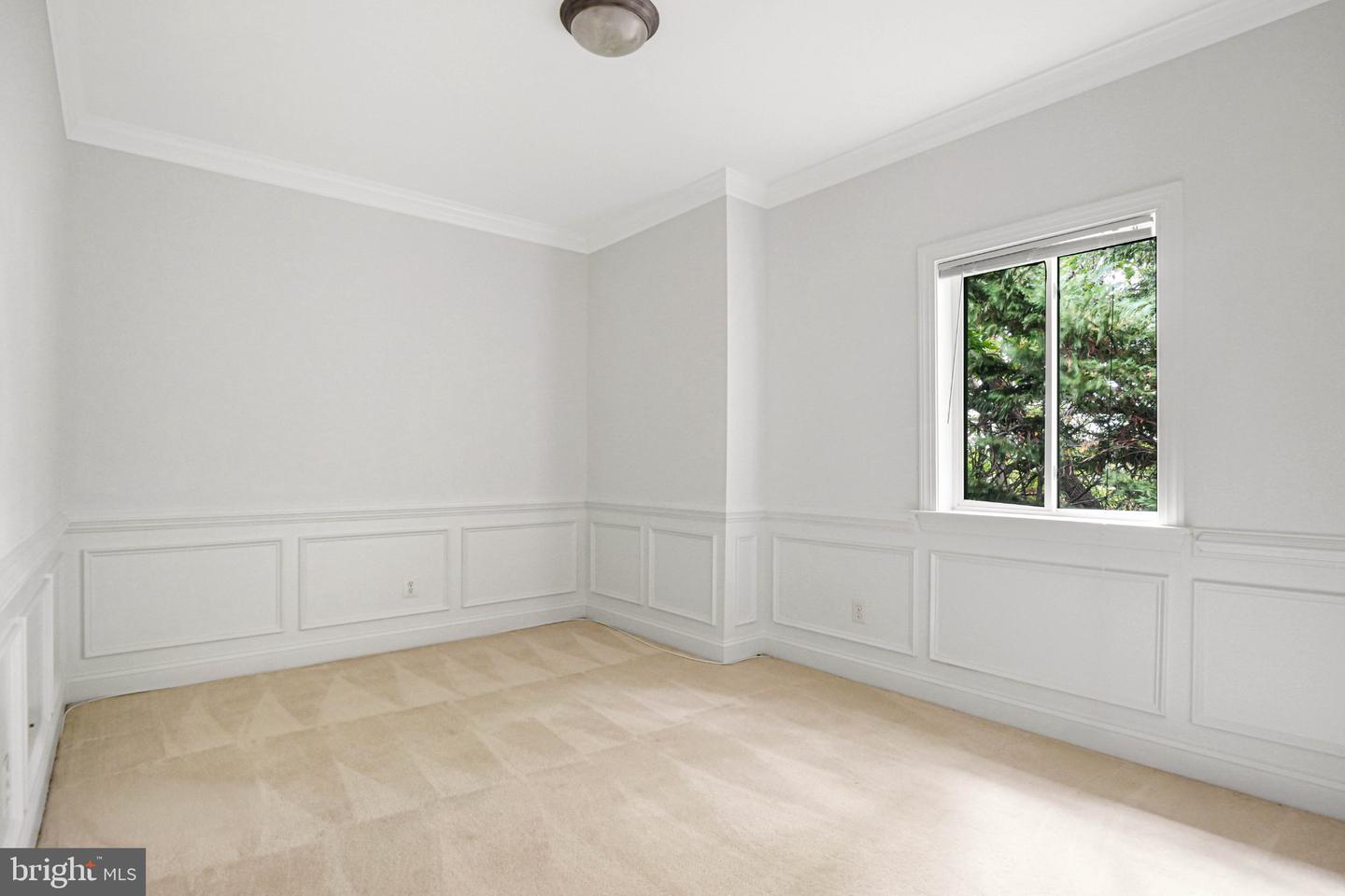 10604 Provincial Dr #203 Property Photo 18