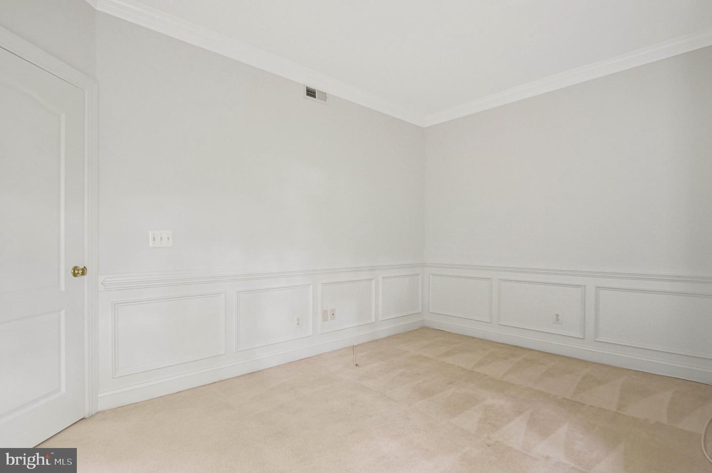 10604 Provincial Dr #203 Property Photo 19