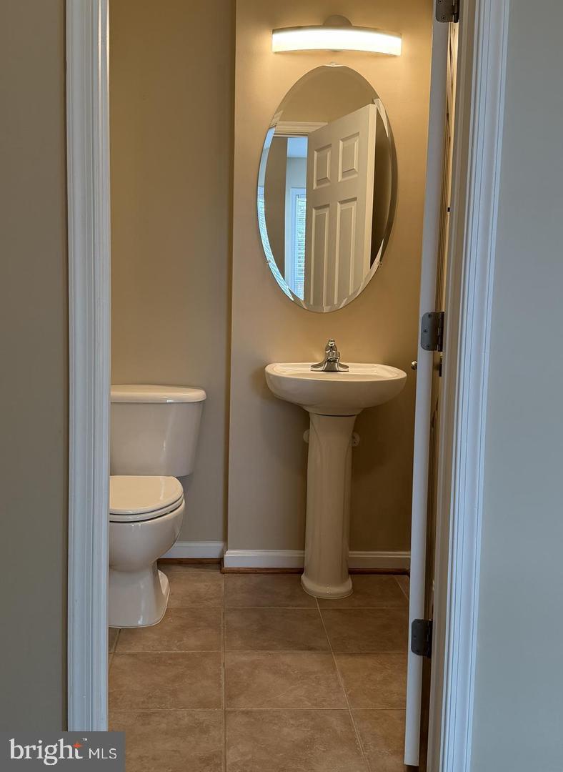 6765 Hampton Bay Ln Property Photo 7