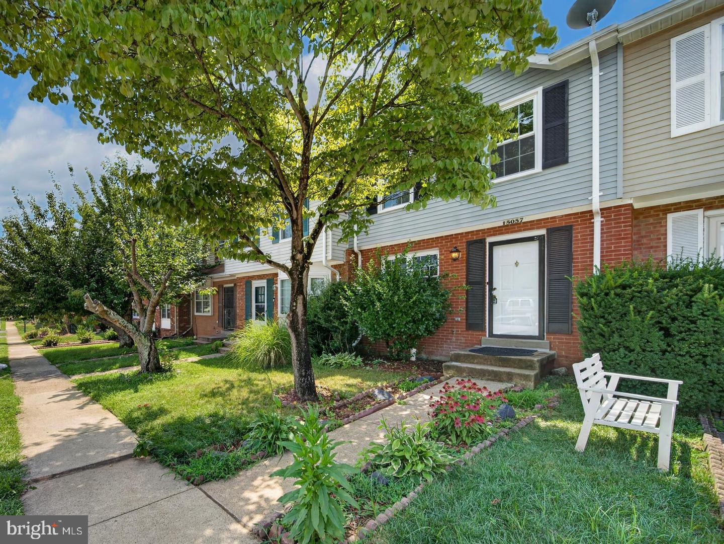 15057 Cherrydale Dr Property Photo 2