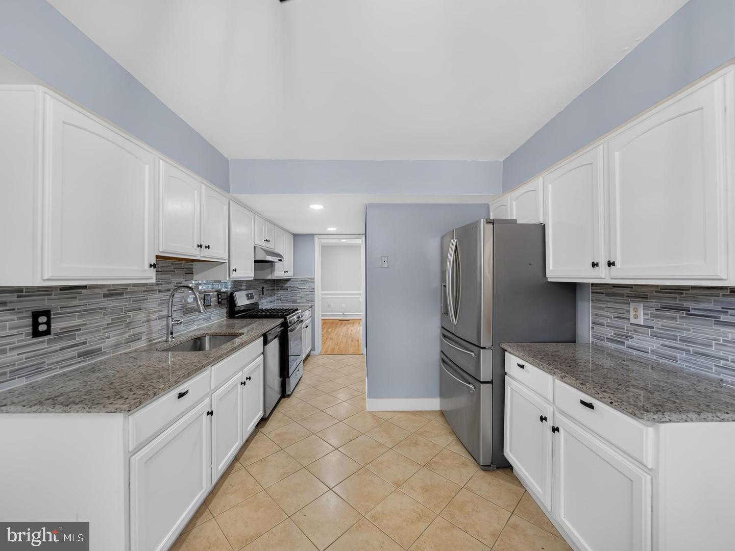 15057 Cherrydale Dr Property Photo 8