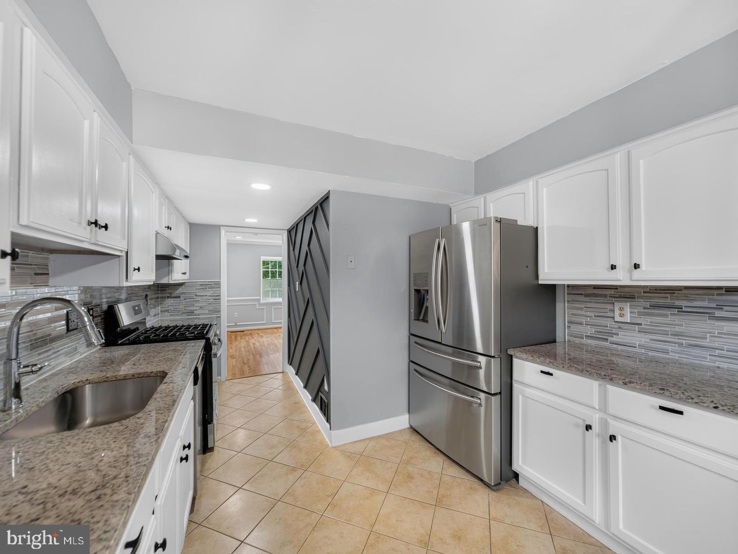 15057 Cherrydale Dr Property Photo 9