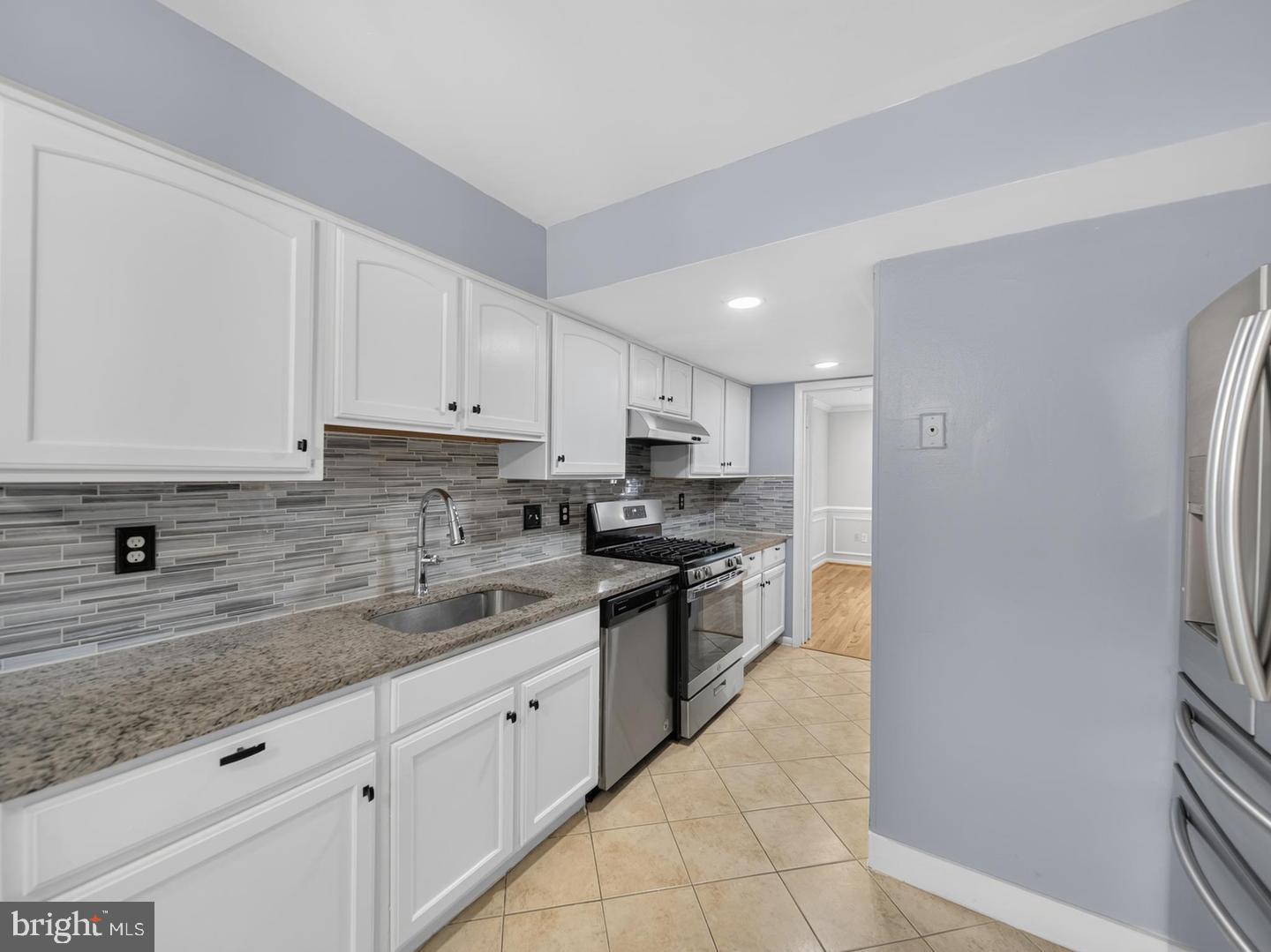 15057 Cherrydale Dr Property Photo 10