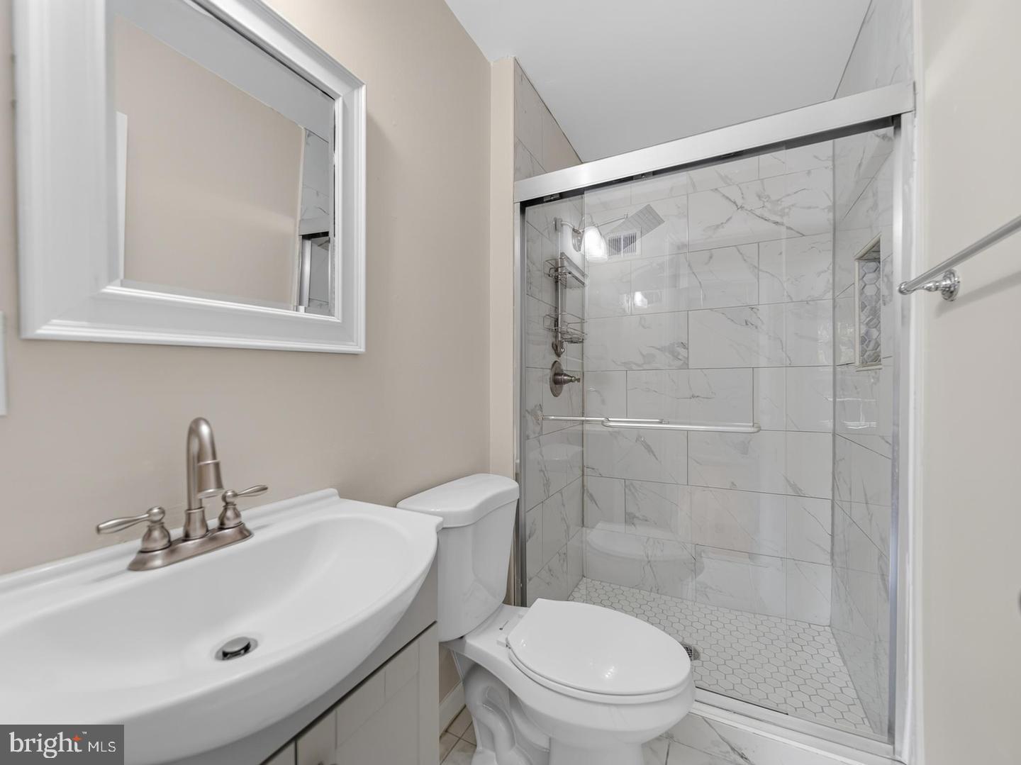 15057 Cherrydale Dr Property Photo 32