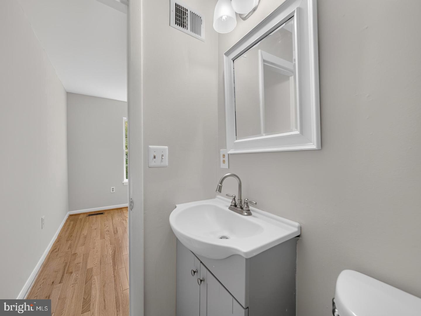 15057 Cherrydale Dr Property Photo 33