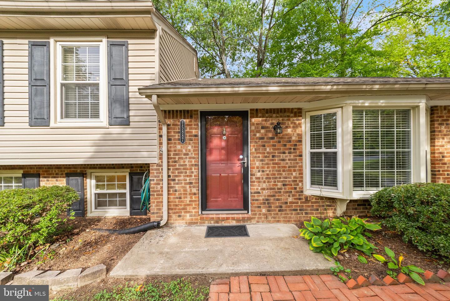 15887 Cliffbrook Ct Property Photo 10