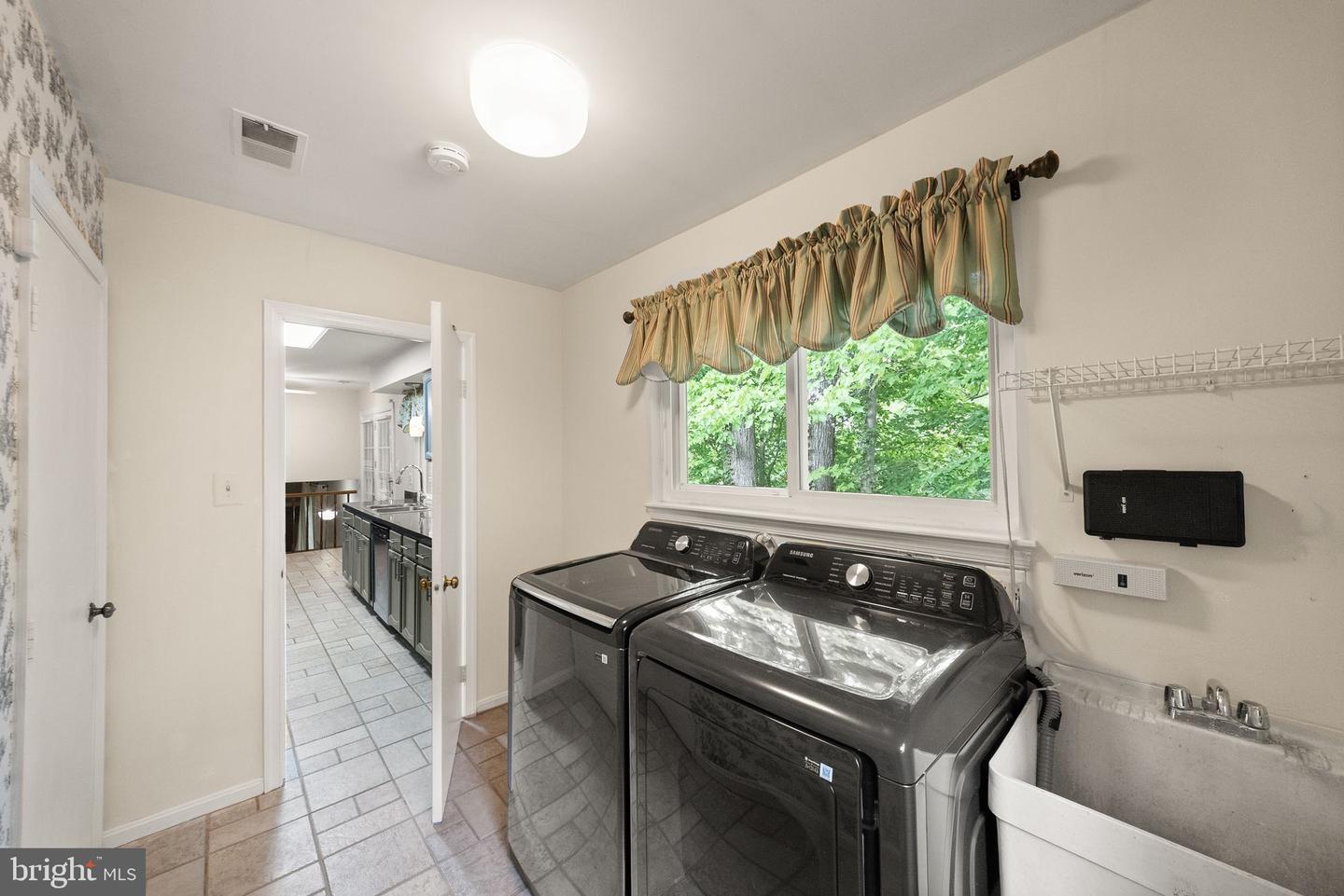 15887 Cliffbrook Ct Property Photo 25