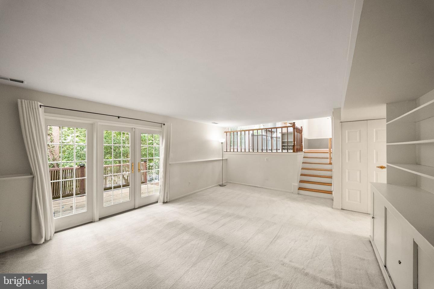 15887 Cliffbrook Ct Property Photo 37