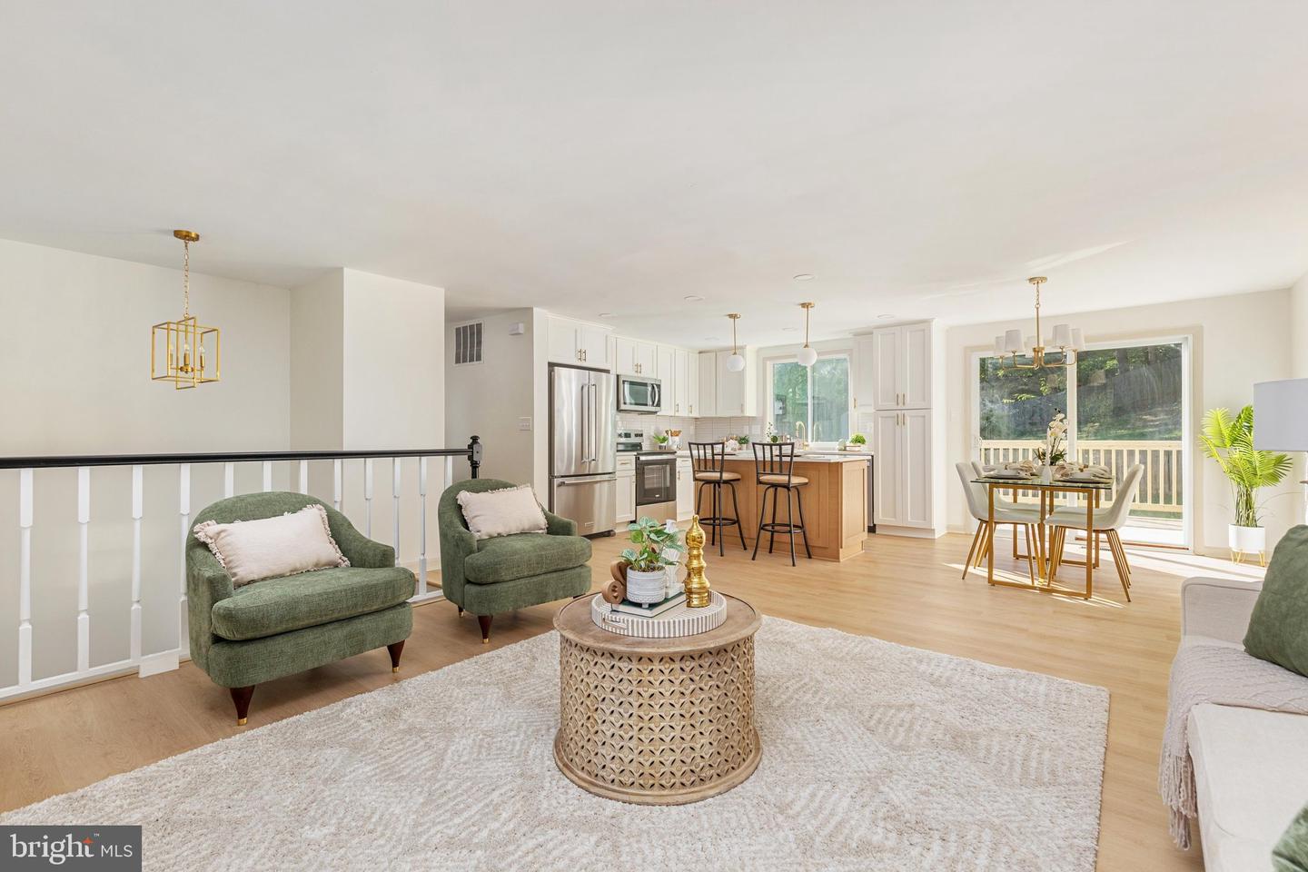 16091 Radburn St Property Photo 6