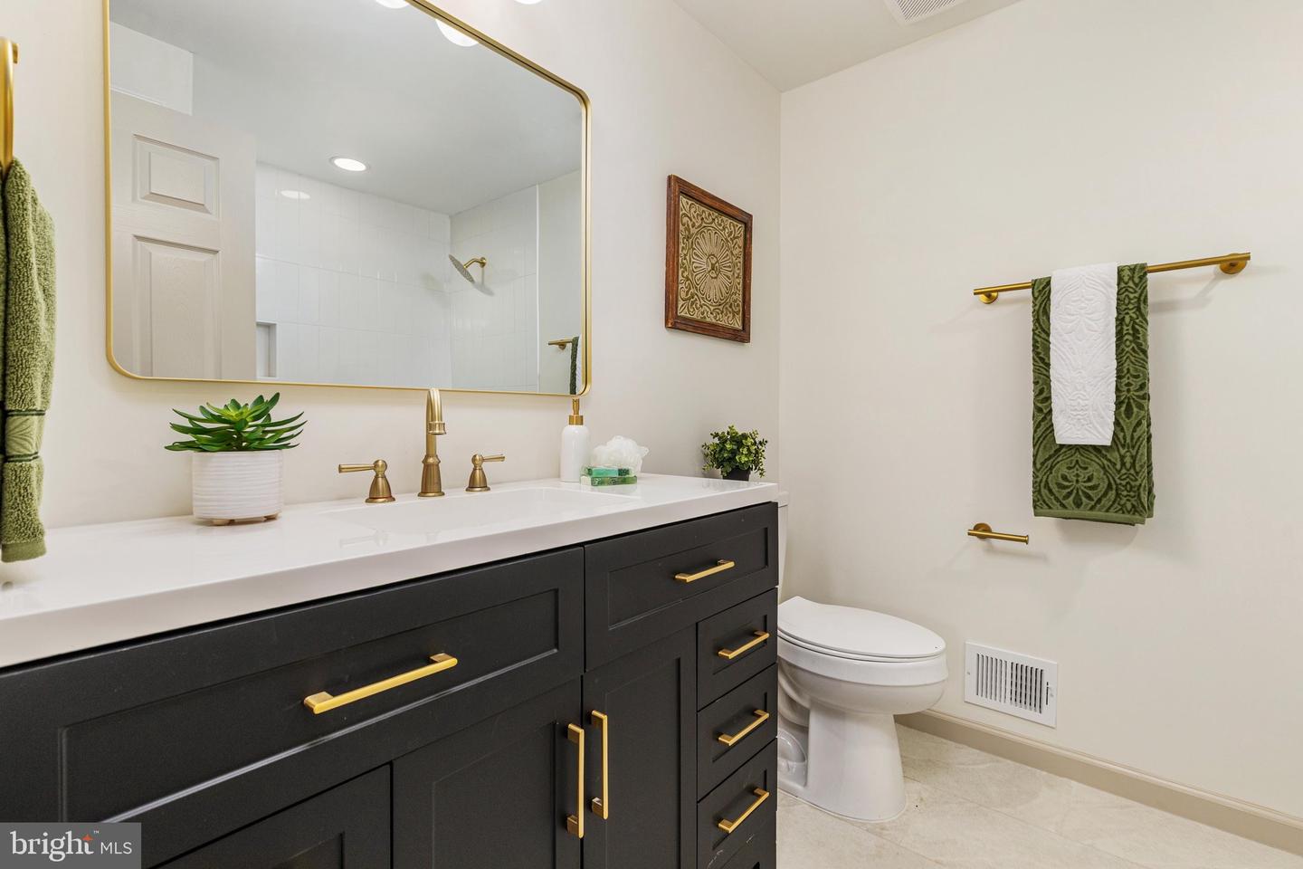 16091 Radburn St Property Photo 14