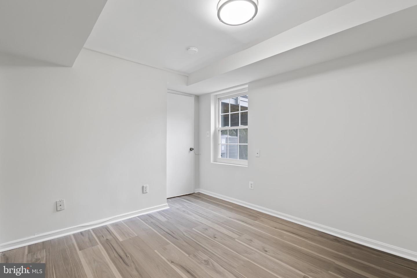 3488 Lyon Park Ct Property Photo 43