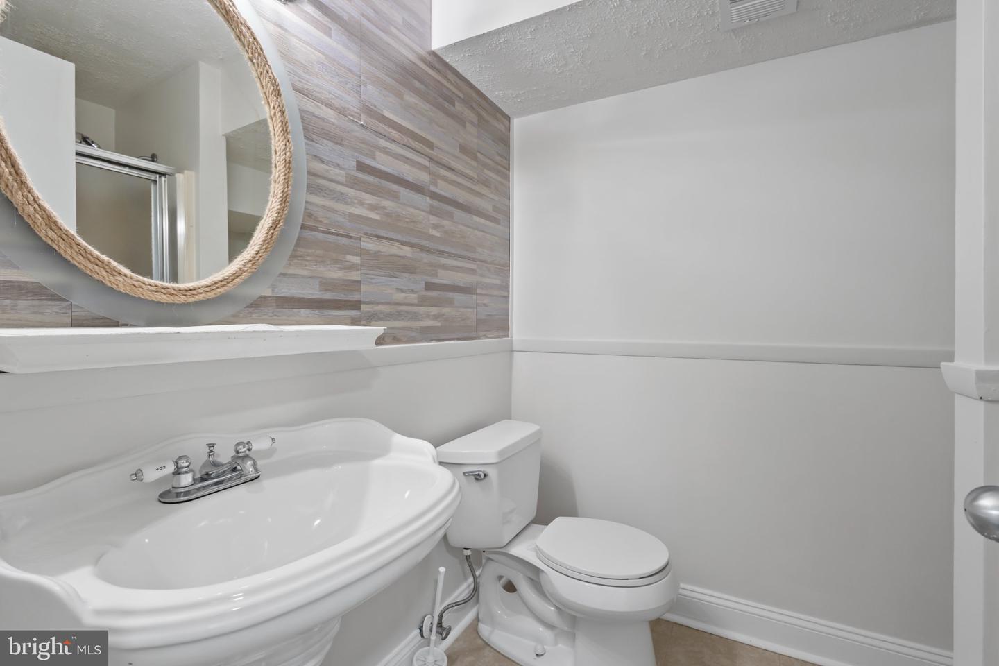 3488 Lyon Park Ct Property Photo 45