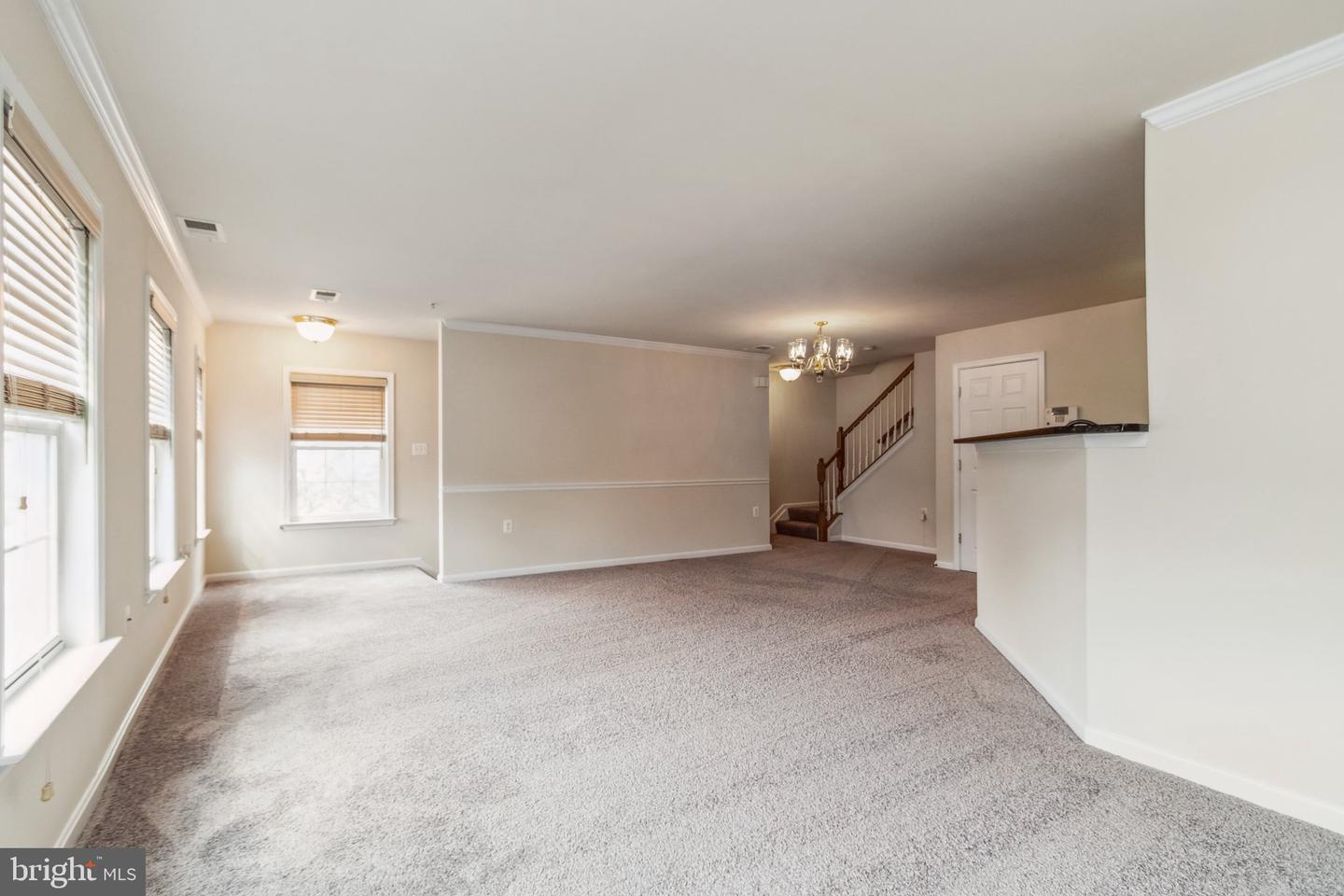 2801 Chinkapin Oak Ln Property Photo 5