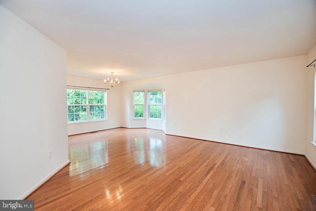 10558 Crooked Branch Ct Property Photo 2