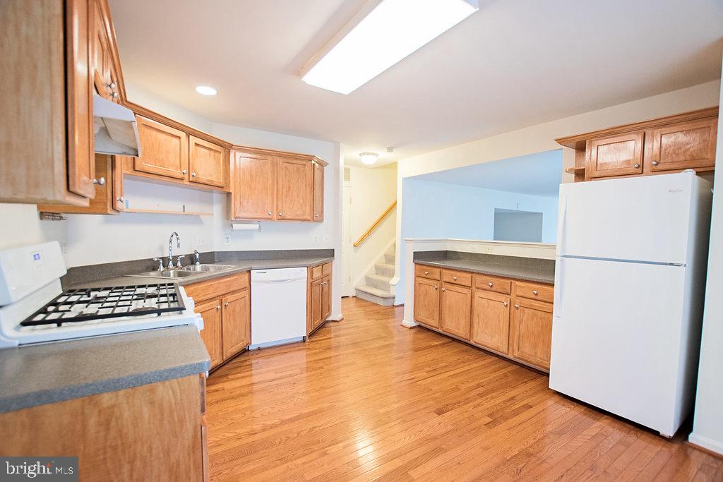 10558 Crooked Branch Ct Property Photo 7
