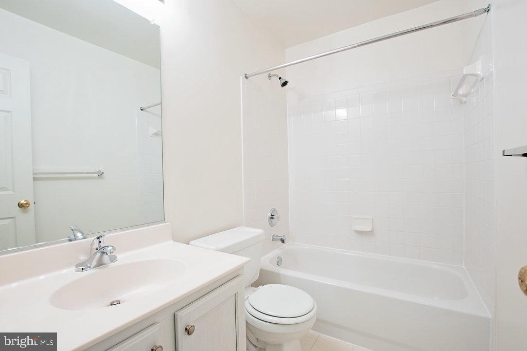 10558 Crooked Branch Ct Property Photo 18