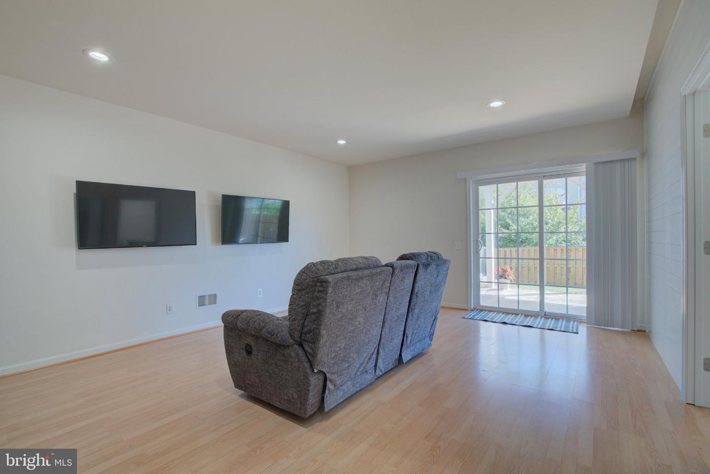 15055 Clementine Way Property Photo 31