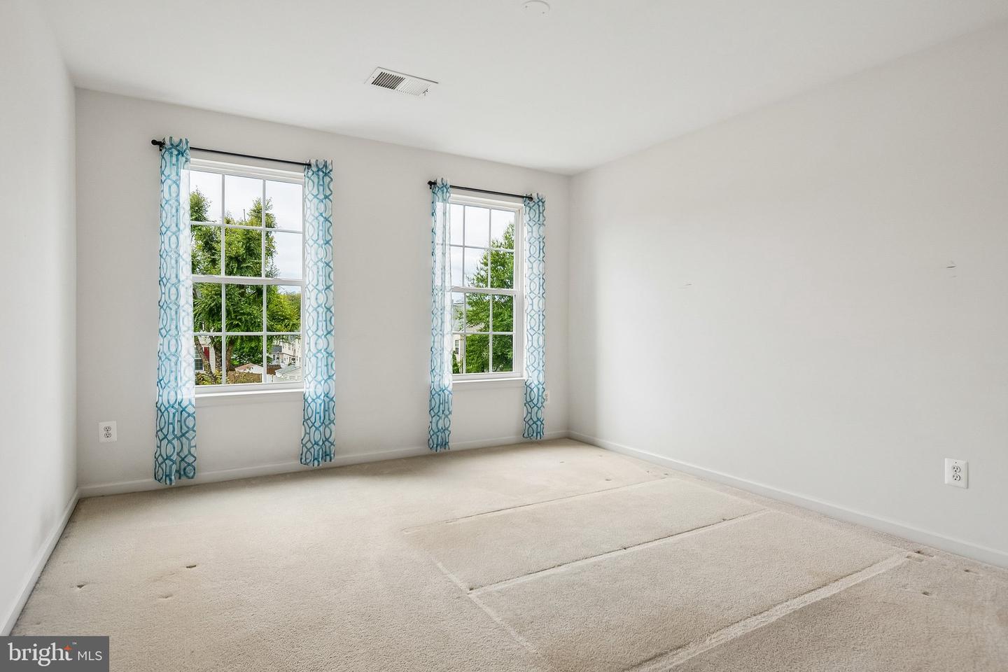 18905 Rosings Way Property Photo 32